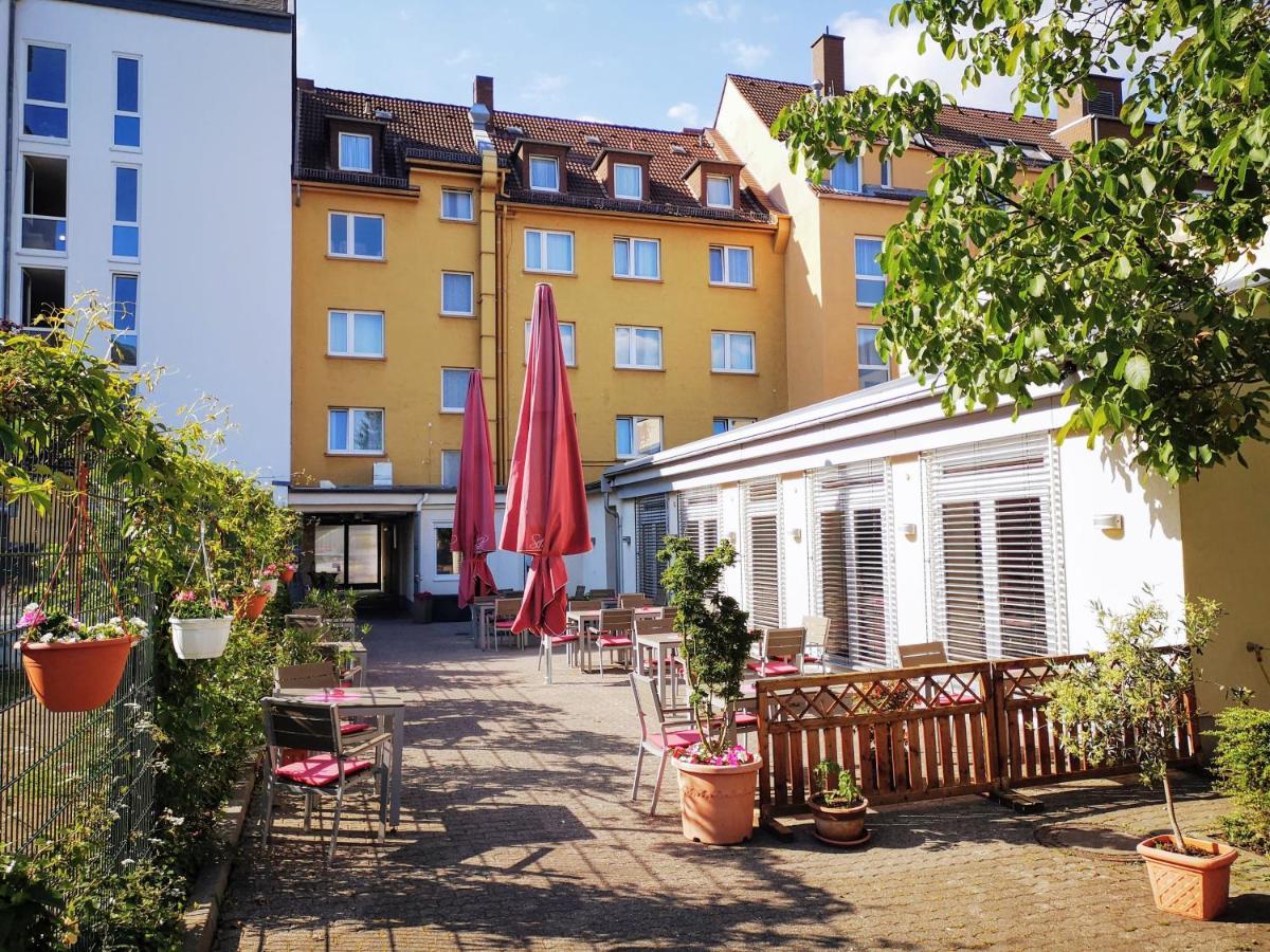 Hotel Scholz โคเบลนซ์ ภายนอก รูปภาพ